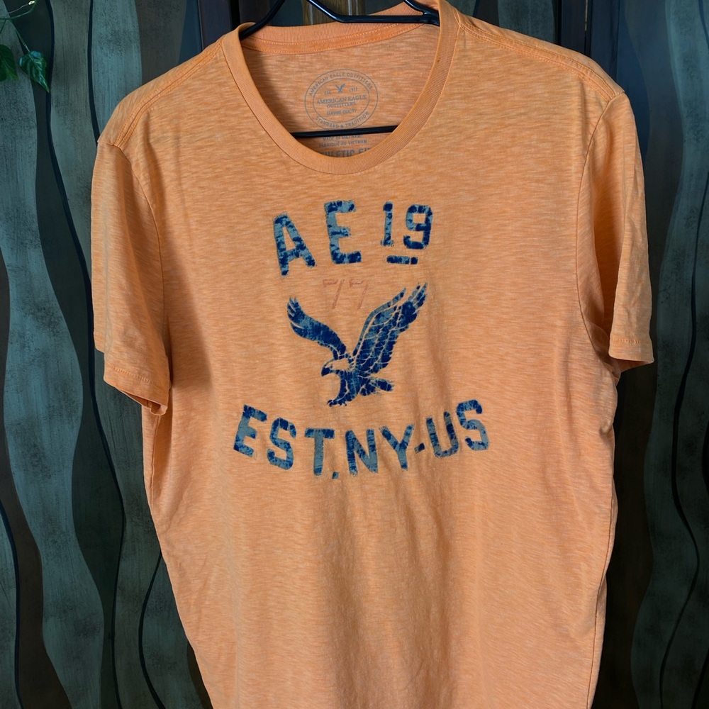American Eagle Short-sleeve T-shirt, size large